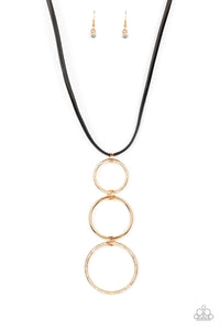 Paparazzi- Curvy Couture Gold Necklace