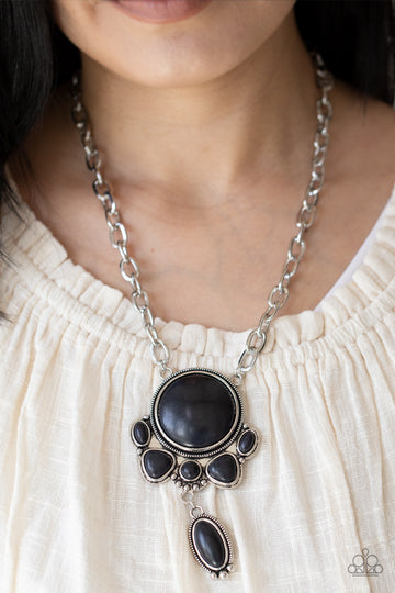 Paparazzi- Geographically Gorgeous Black Necklace