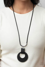 Load image into Gallery viewer, Paparazzi- Luxe Crush Black Necklace
