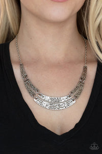 Paparazzi- Stick To The ARTIFACTS Silver Necklace