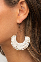 Load image into Gallery viewer, Paparazzi- Threadbare Beauty Copper Earring
